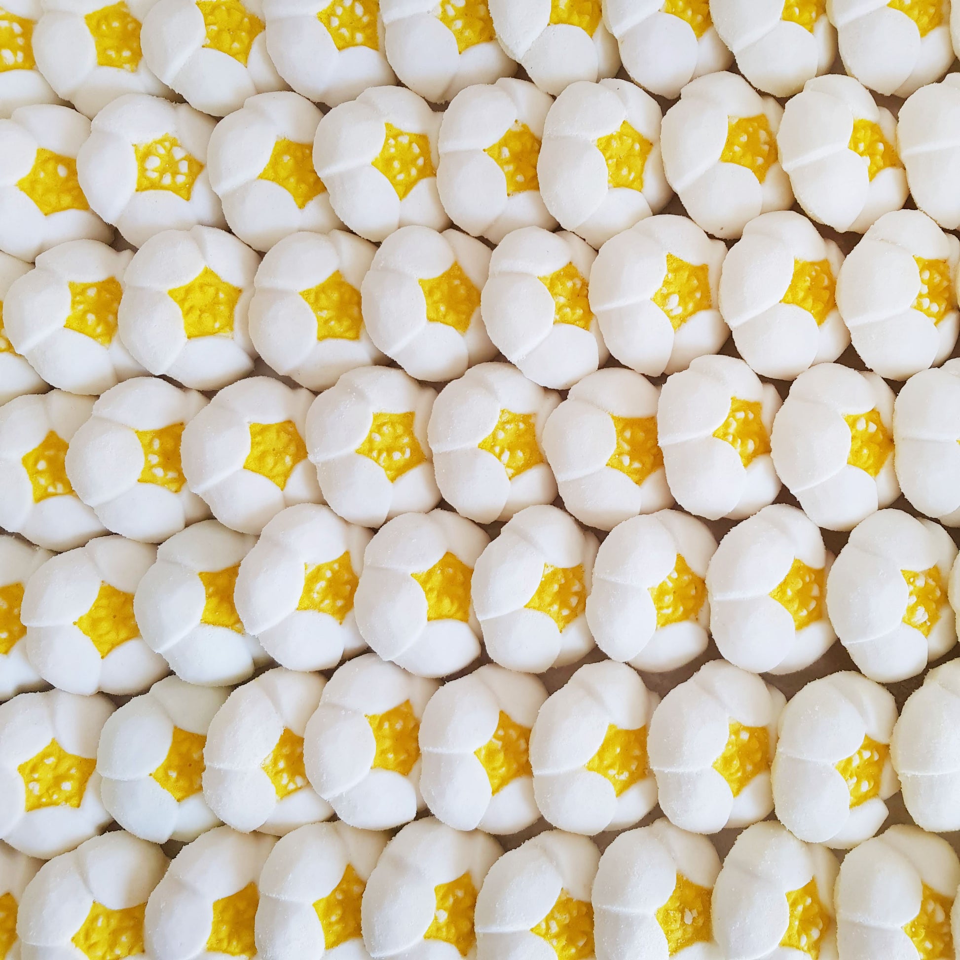 may chang essential oil bath bomb