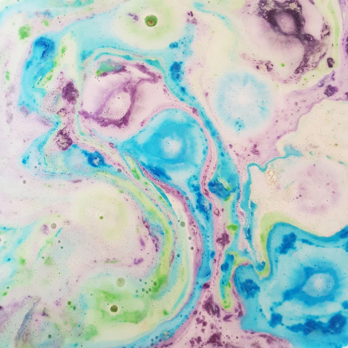 Fruit loop mini bath bomb with bath milk