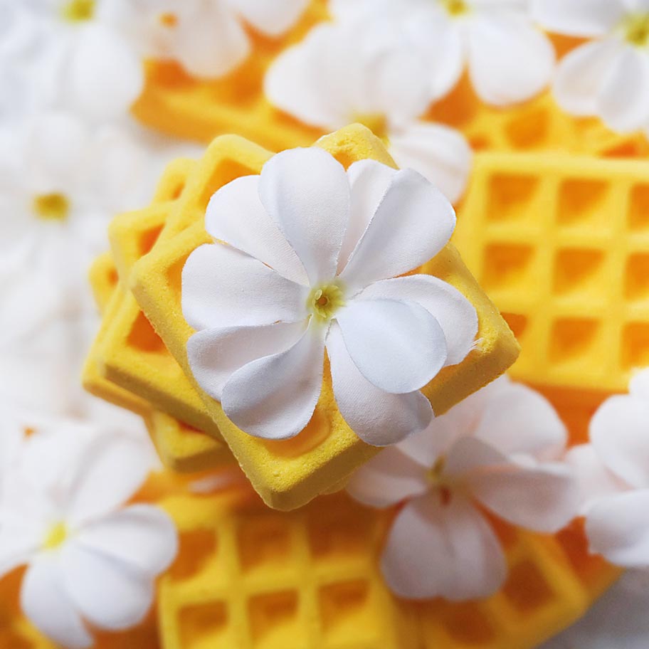 Frangipani waffle bath bomb