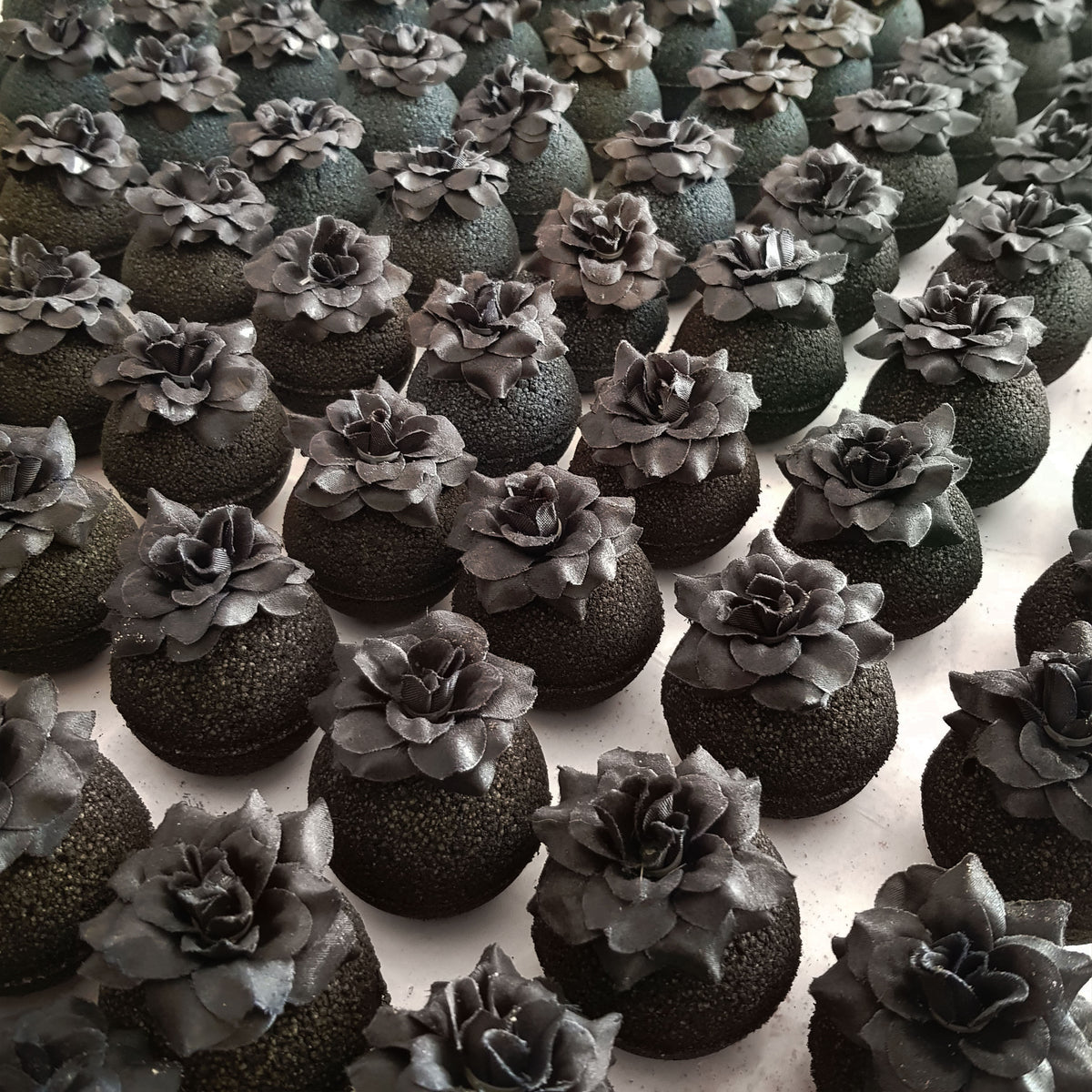 Black rose bath bomb