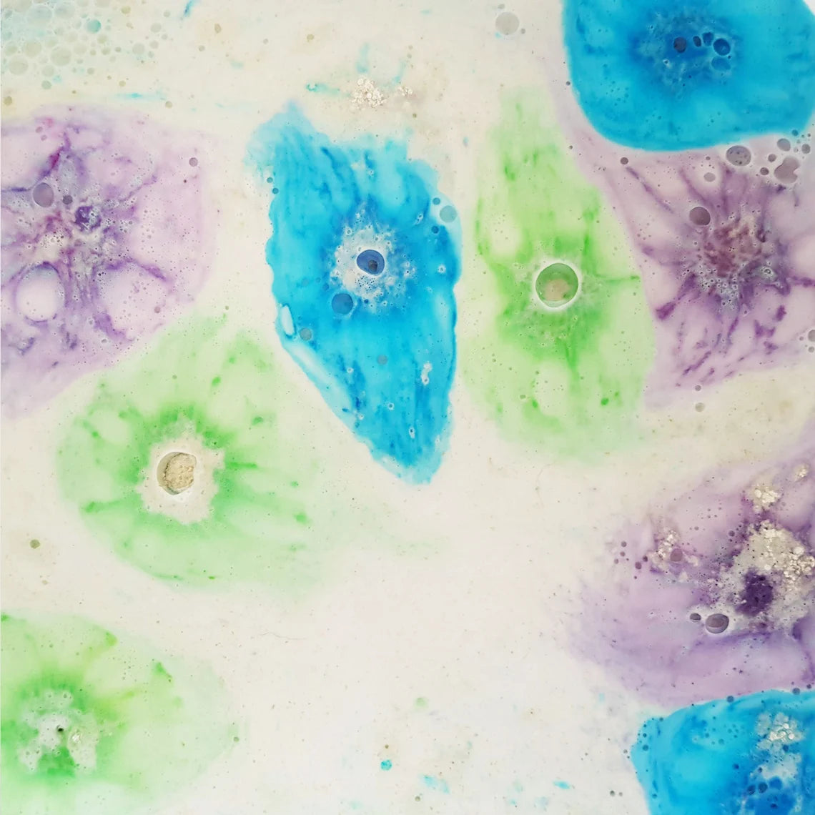 Fruit loop bath bomb with bath milk
