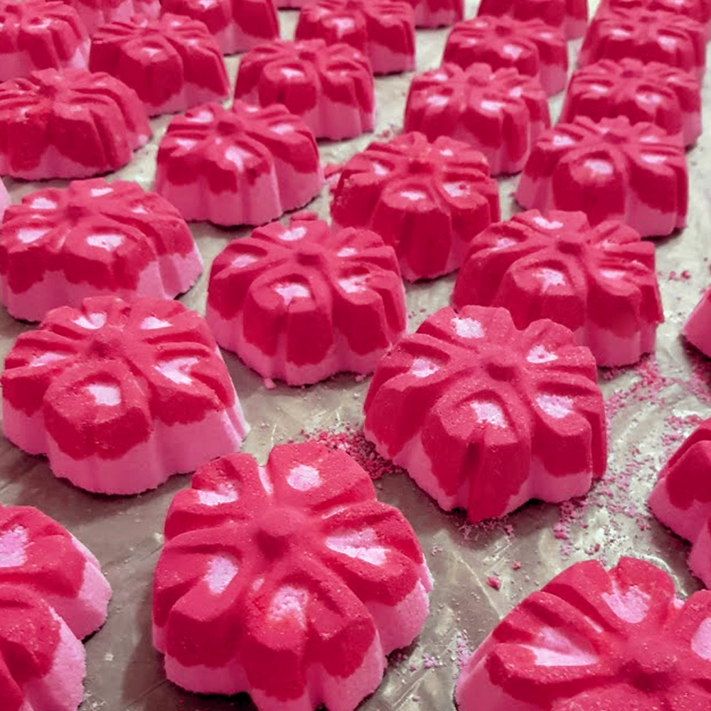 rose geranium essential oil bath bomb