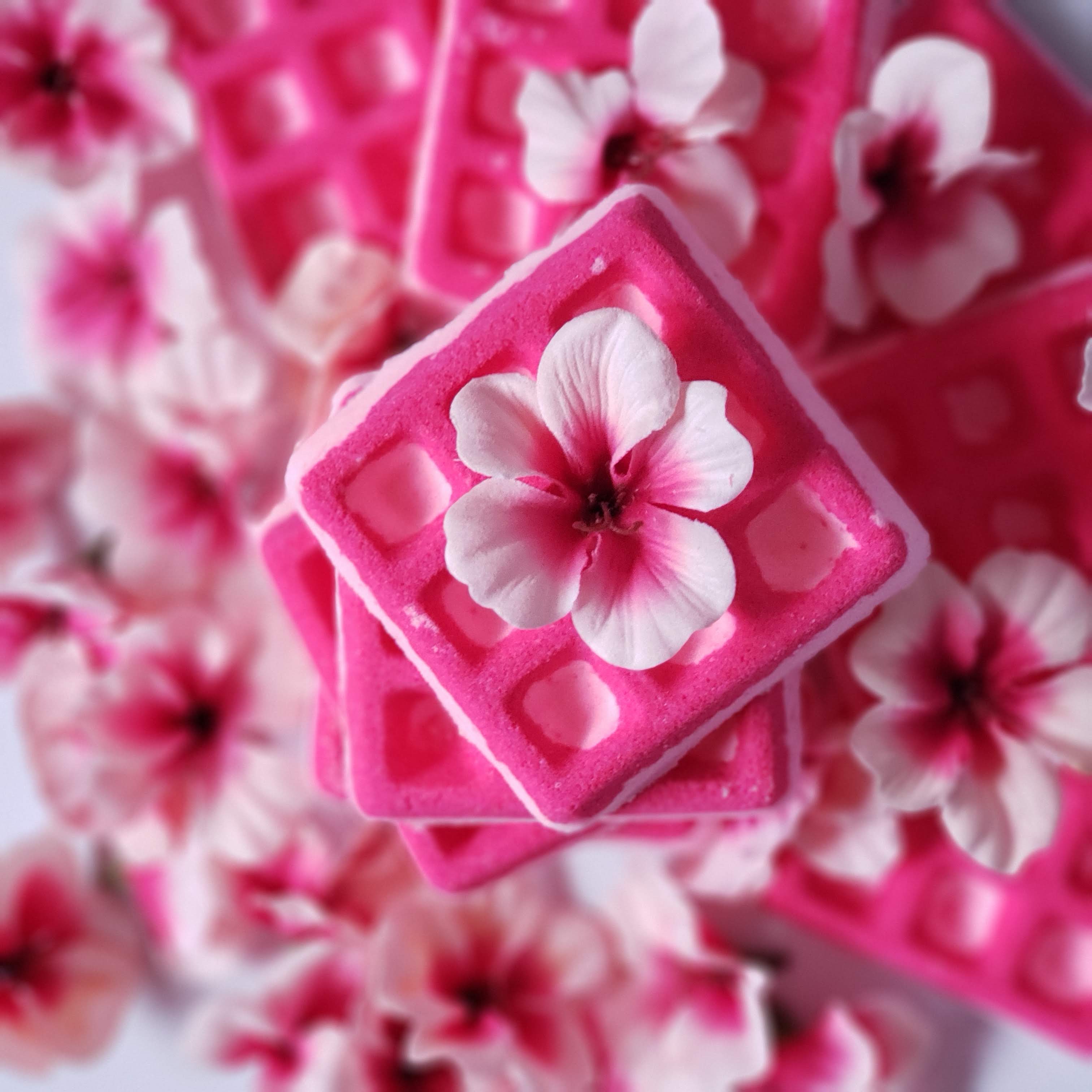 Essential Oil Geranium waffle bath bomb
