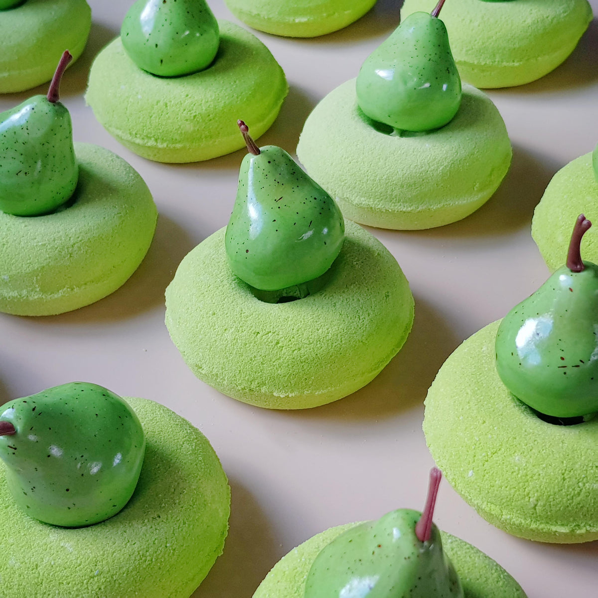 pear scented doughnut bath bomb