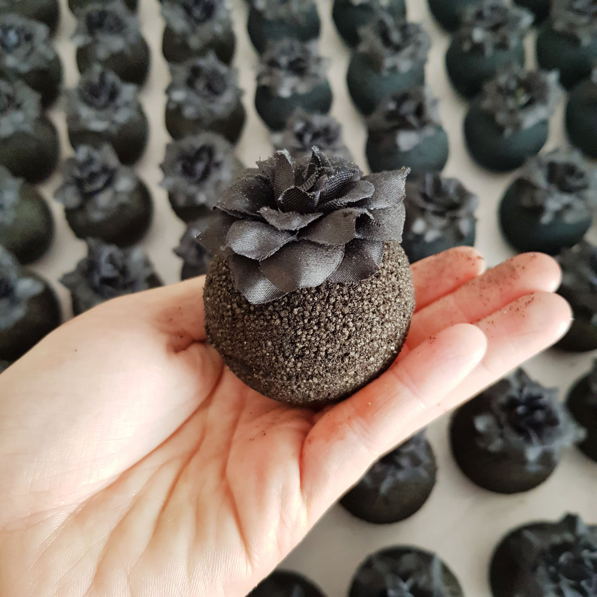 Black rose bath bomb