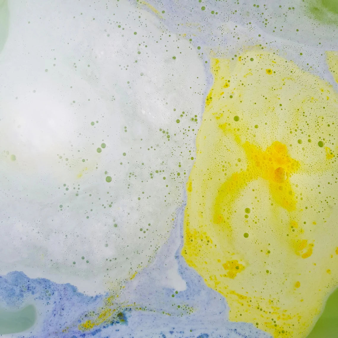 Chamomile, Wild flower, Frangipani mini bath bombs
