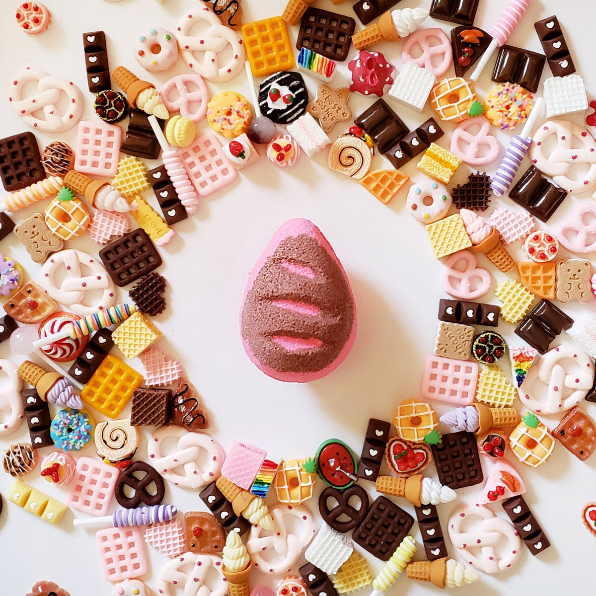 Miniature sweets surprise toy food bath bomb