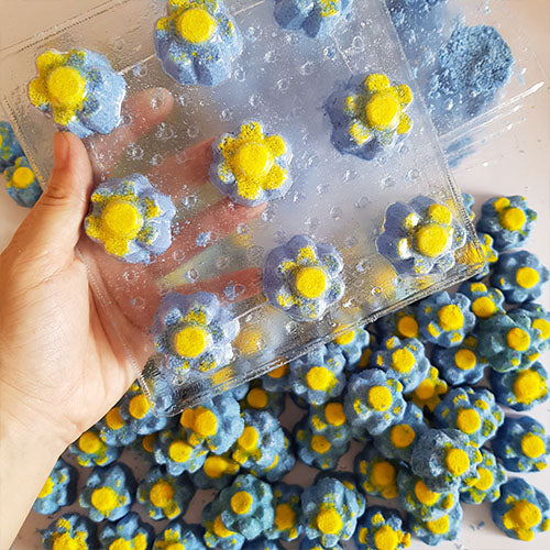 small wildflower mini bath bomb