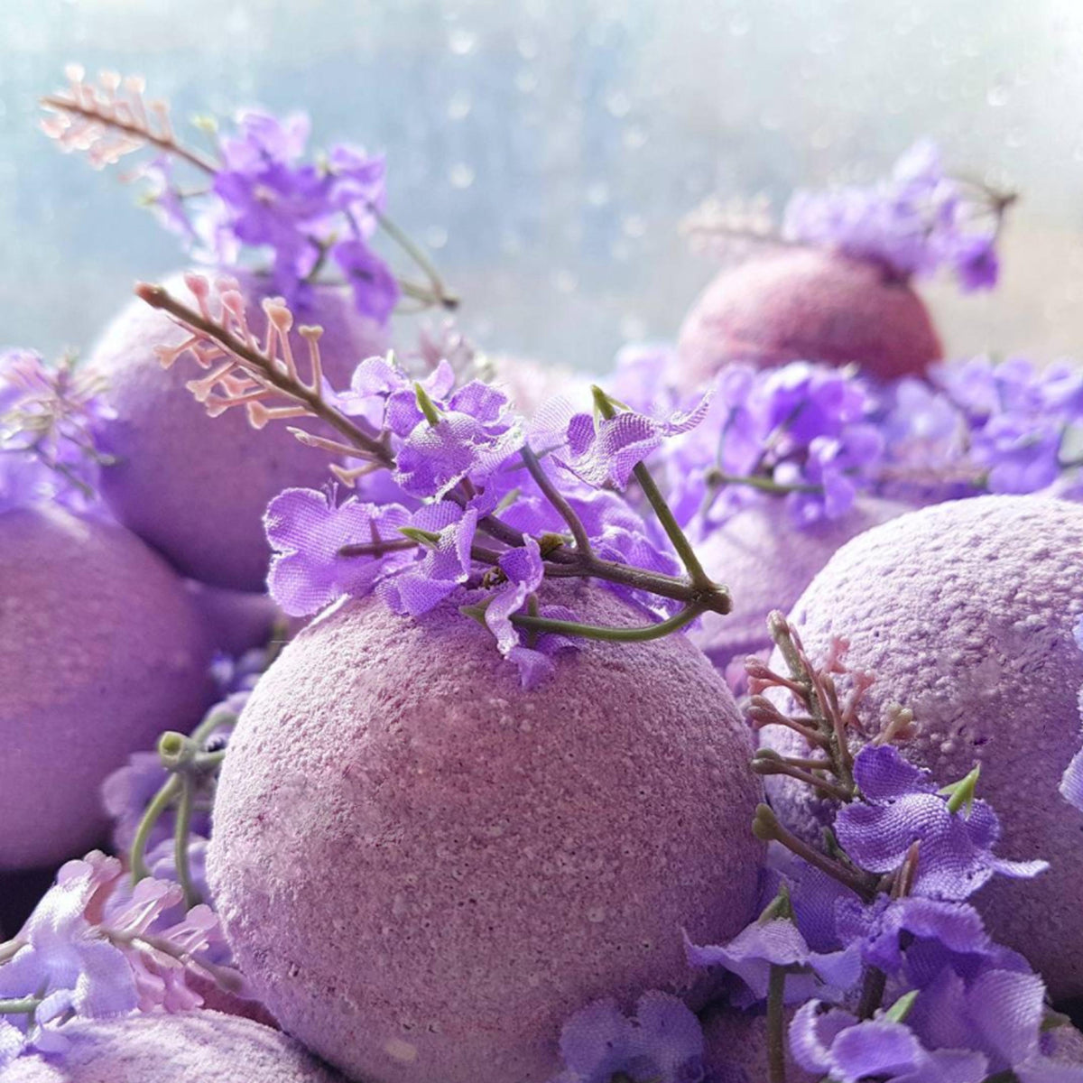 Lavender Essential Oil Bath Bomb with flower