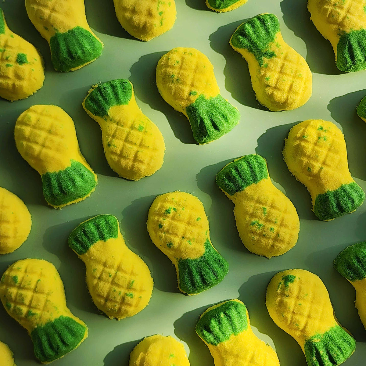 Pineapple Gummy Party Mix Mini Bath Bomb