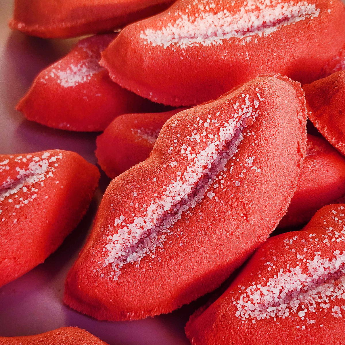 Gummy Lips Party Mix Bath Bomb