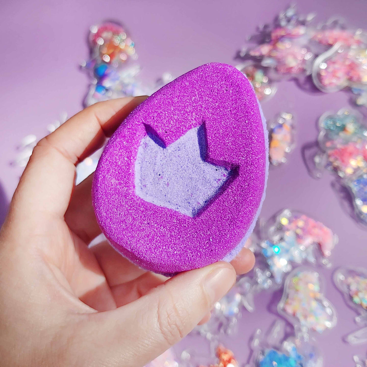 Sparkle Shaker Surprise Bath Bomb