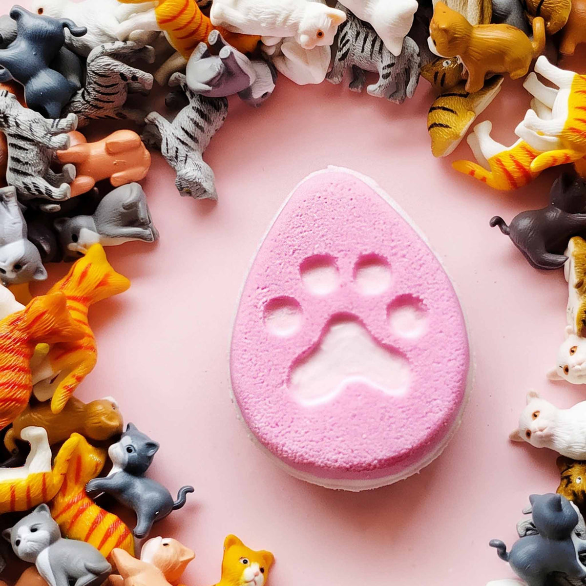 Kitty Cat Surprise Toy Bath Bomb